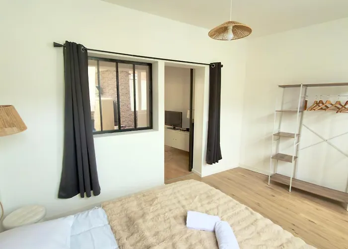 Apartment Le Saint-honore - T2 Terrasse Au Calme